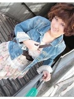 山崎　ゆい