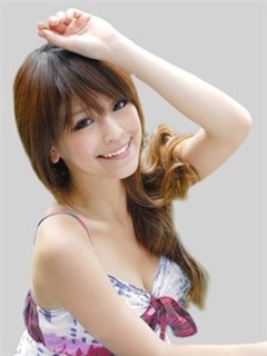 桐谷　美玲
