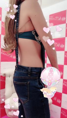 94cc7ebd25274bd3a4e12ee8dce4da51