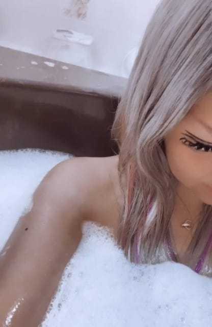 319fdaec7bb60650e635eab3caf4573e