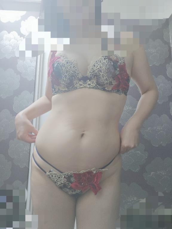 D18e053d0bbed15240aaf3ecf33a6b8a