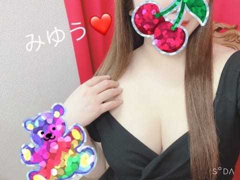 4eac3f20a76eeacdd33f5b8a2d194940