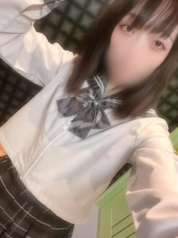 Ee27fa9cbbdd850e4199ec32d74af8a0